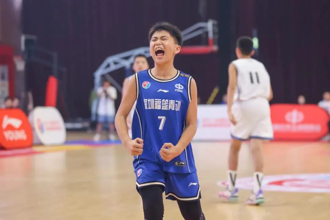 为什么选择智能球衣进行篮球训练_1
